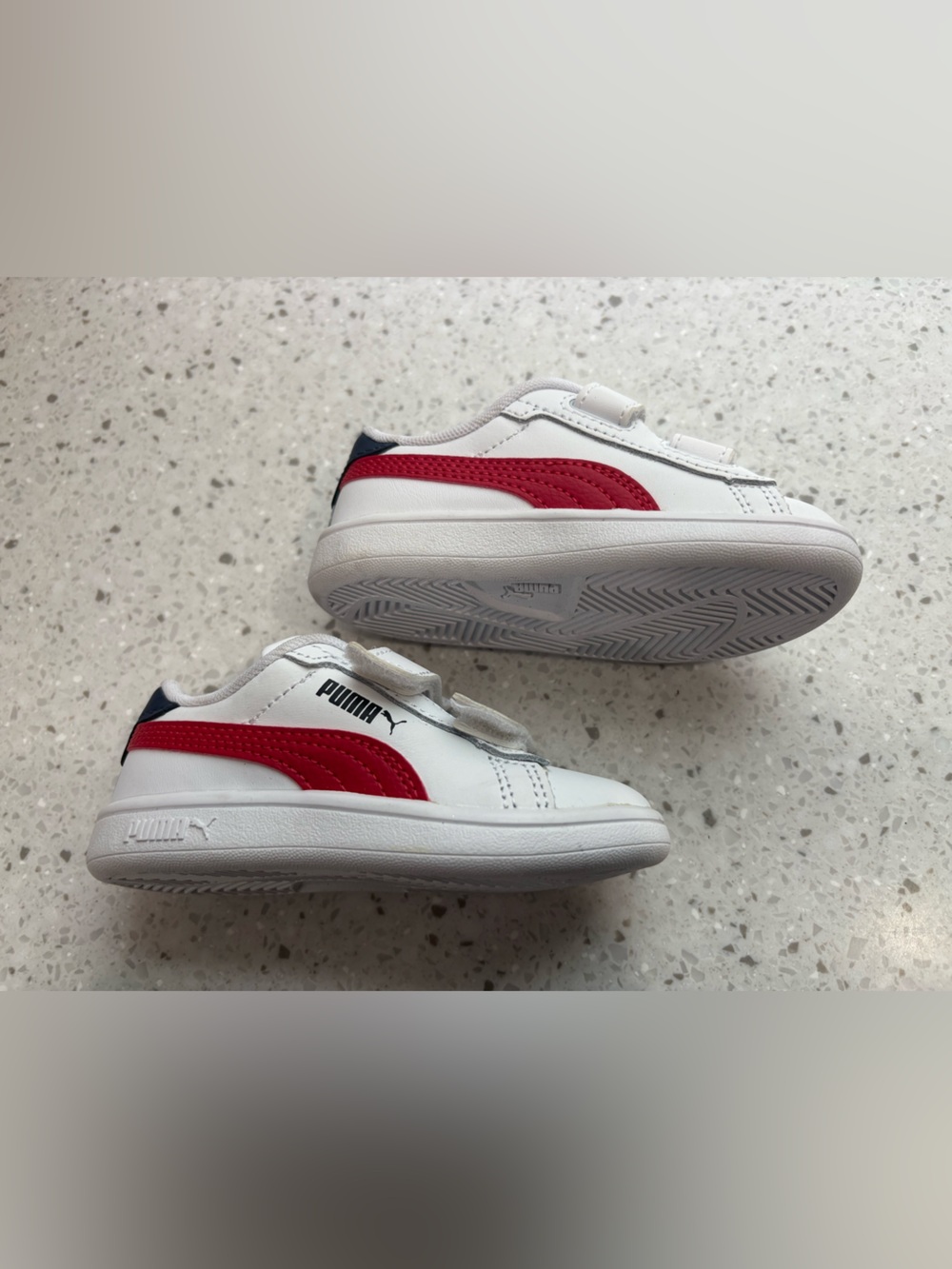 NWOT Puma Smash 3.0 Leather Little Kids Alternate Closure Sneakers- Red and Blue